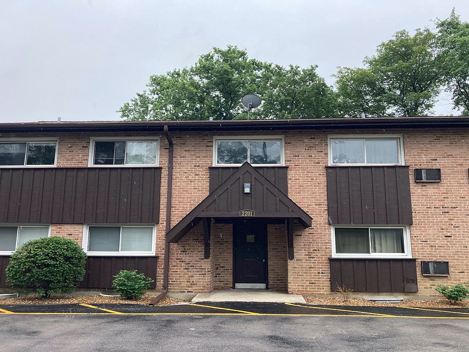 1st image of 2201 Arbor Cir