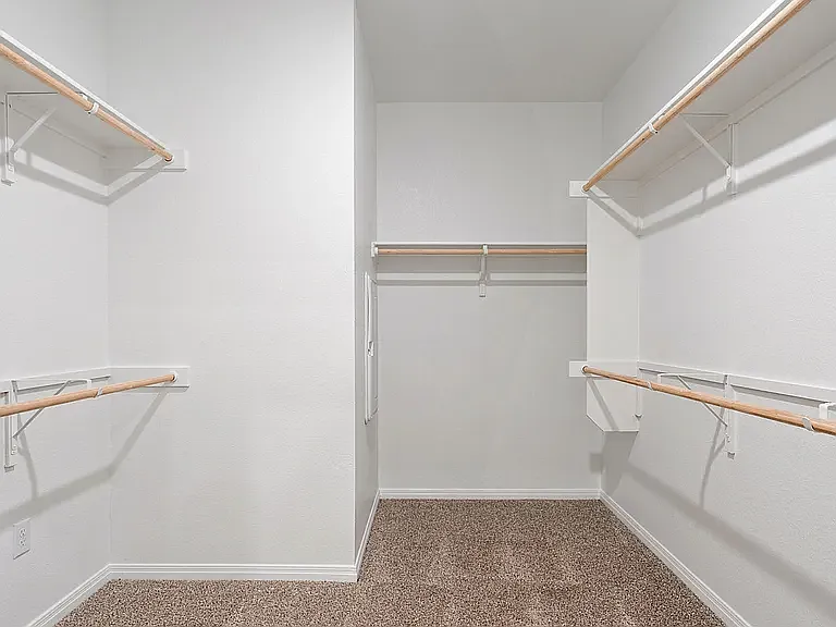 2512 Violet Theo Ln — Photo 4