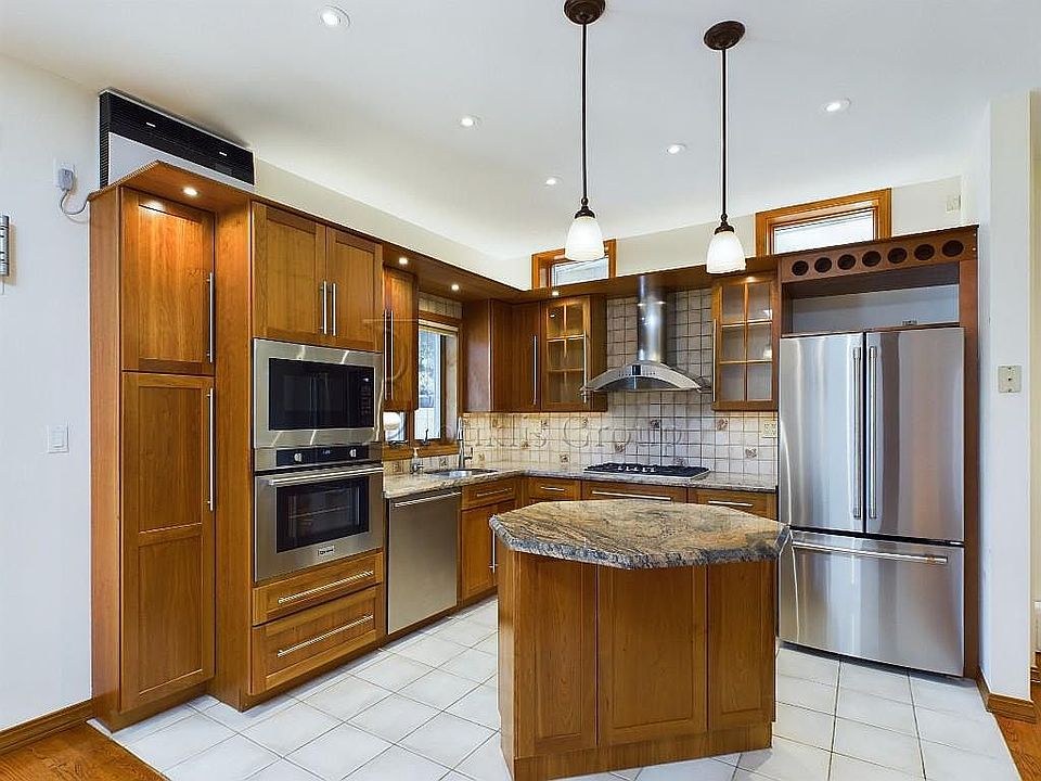 1st image of 30-77 41st St #1