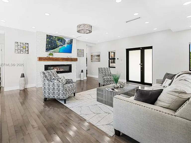 2301 E Las Olas Blvd — Photo 13