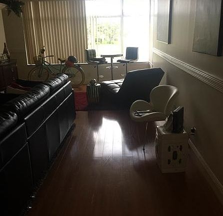 2nd image of 4134 Carambola Cir S #H204