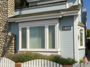 126 8th St, Seal Beach, CA 90740