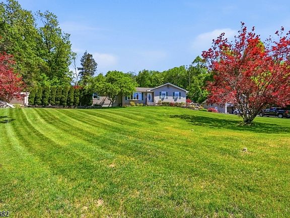 3rd image of 278 Decker Pond Rd