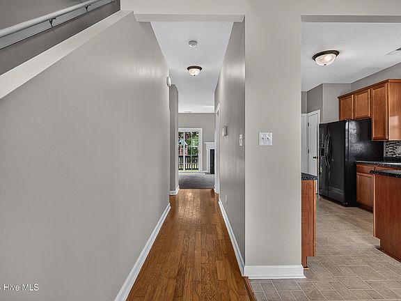 4th image of 501 Brunswick Drive