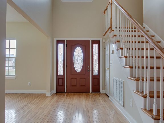 4th image of 1612 Woodhaven Ct