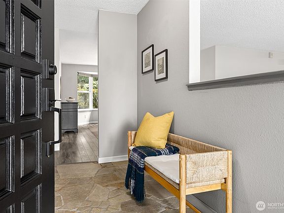 3rd image of 5905 Woodlake Drive W