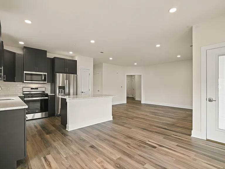The Somerset at Montgomery — Photo 86