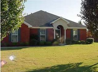 70 N Springfield Dr, Millbrook, AL 36054