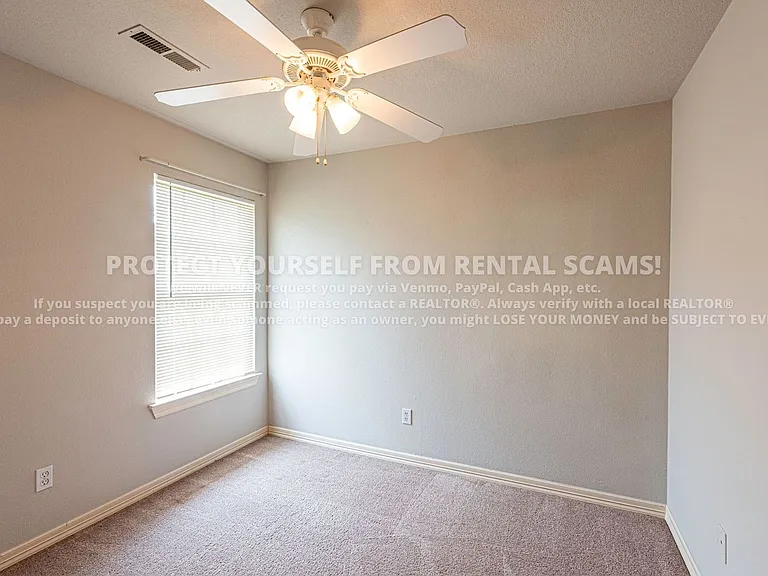 245 Ravenwood Rd — Photo 13