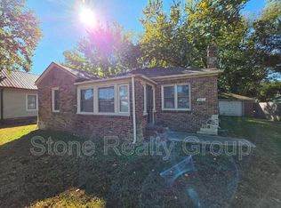 2811 Harrison Ave, Terre Haute, IN 47803