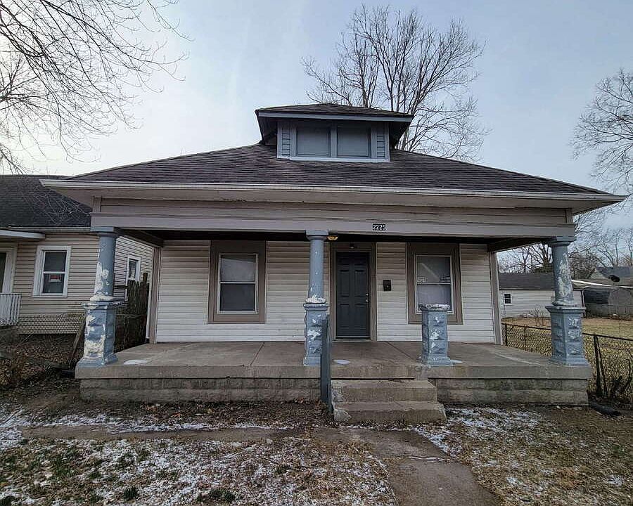 1st image of 2225 Martha St