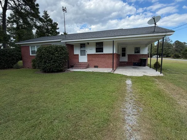 102 South St, Bayboro, NC 28515