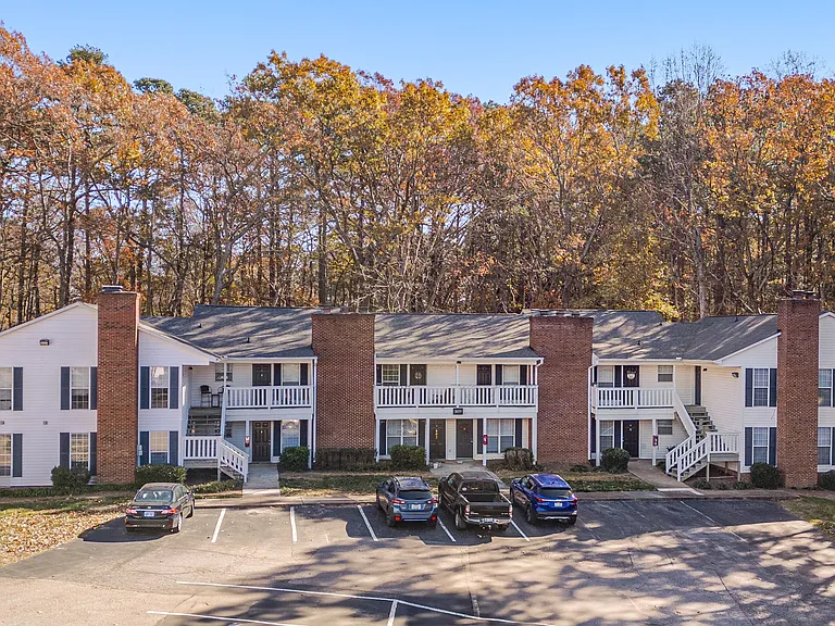 Trailwood Crossing Apartments — Photo 43