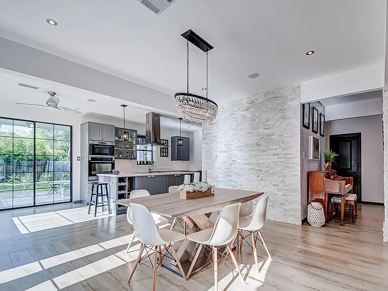 3543 Ashfield Dr — Photo 16