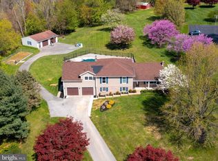 388 Wire Rd, York, PA 17402