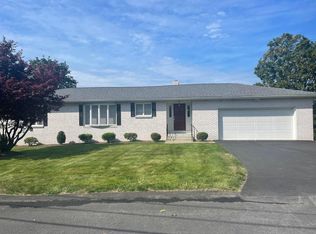 14 Murphy Dr, Cumberland, RI 02864