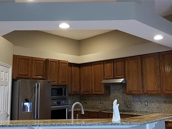 5th image of 4339 Flora Vista Dr