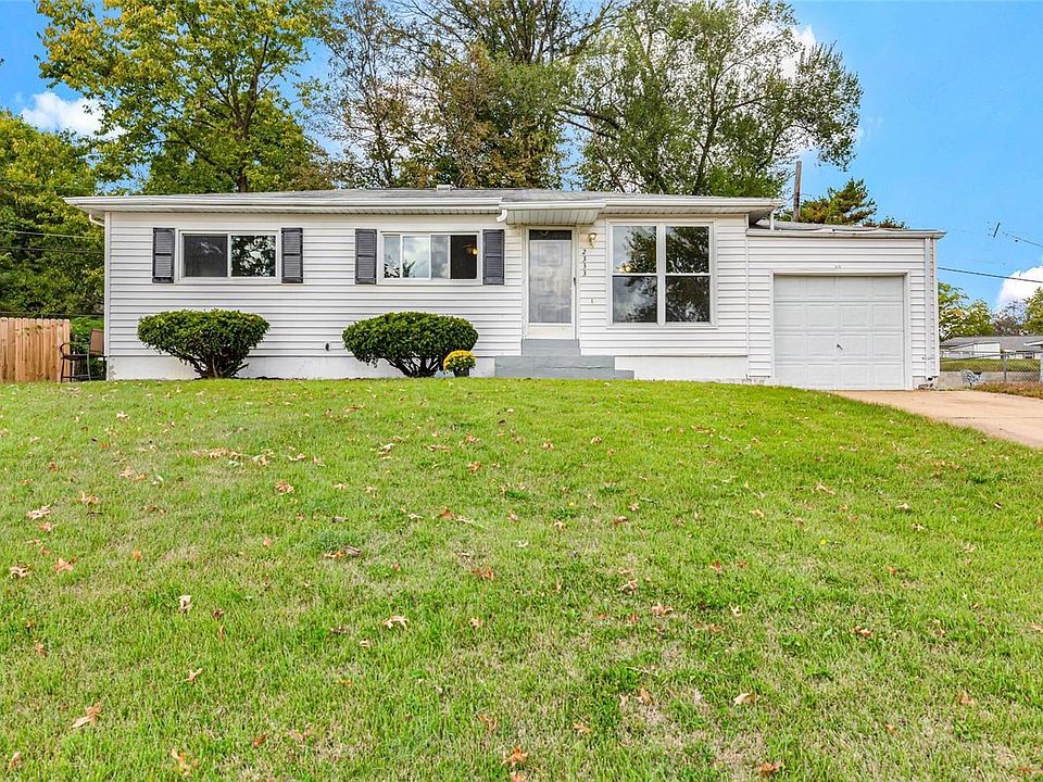 1st image of 2333 Birch Dr