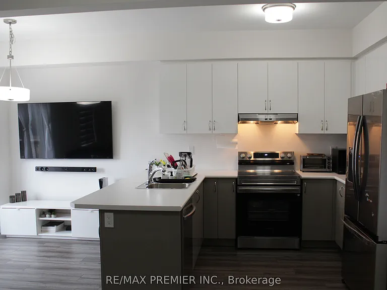 620 Colborne St W #43 — Photo 8