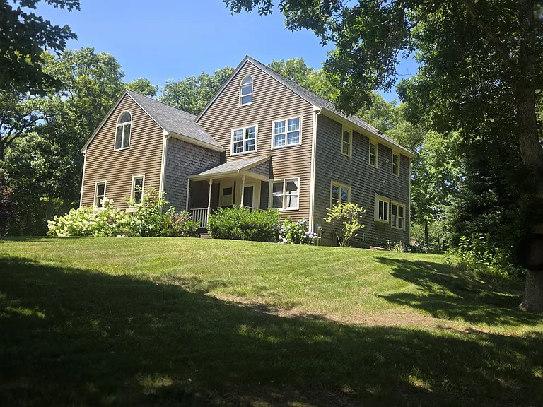 35 Nonantum Rd — Photo 60