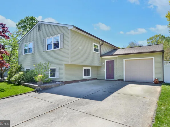 351 Meadowcroft Rd, Woodbury, NJ 08096