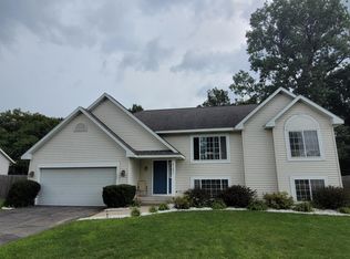 4182 Burlingame Ave SW, Wyoming, MI 49509