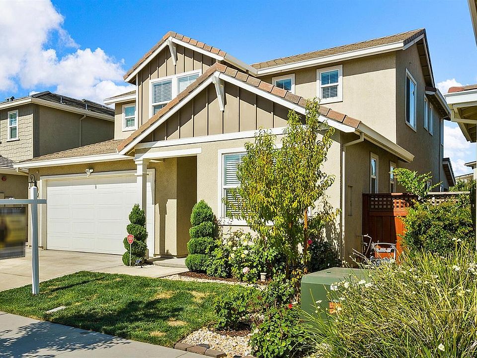 1st image of 18035 Calaveras Dr