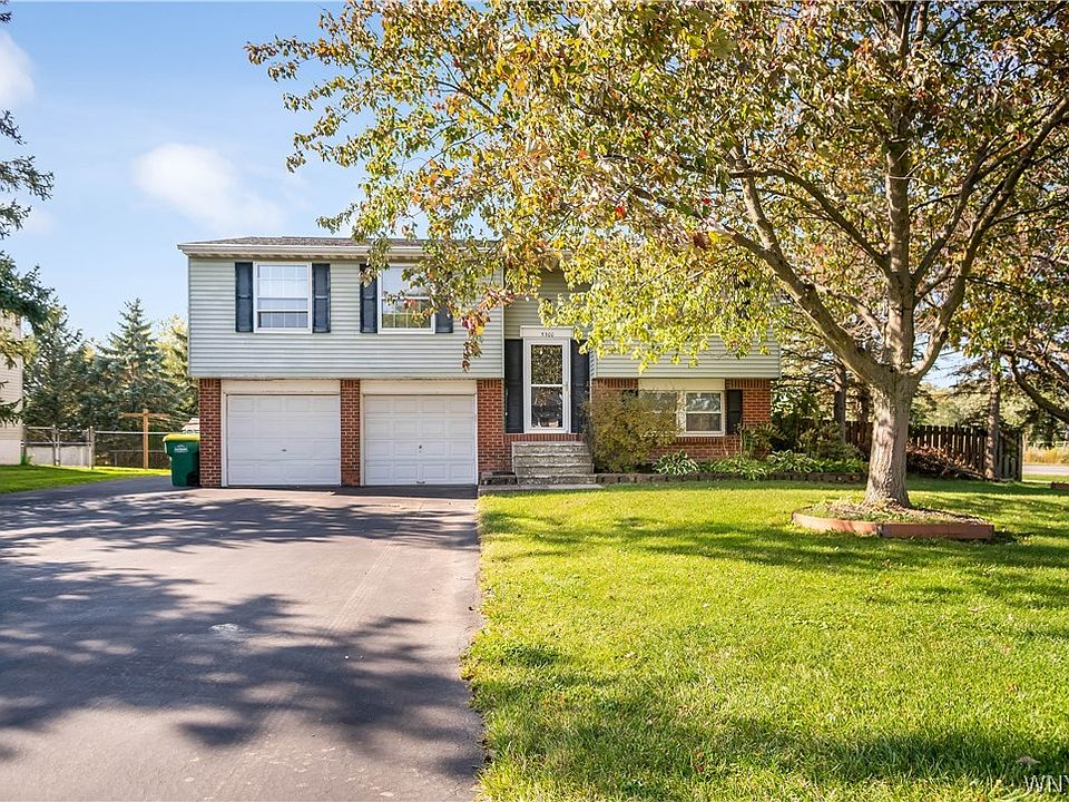 1st image of 5300 Greenview Dr