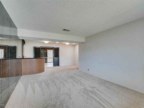 4th image of 6901 Alta Dr