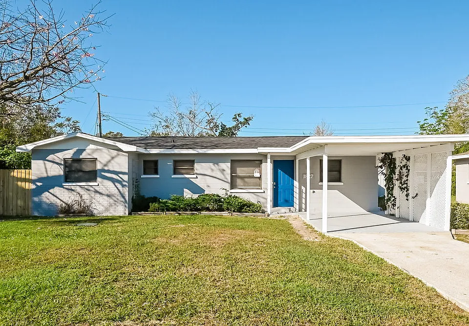 1827 Rotary Dr