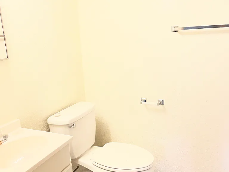 360 Sp Terry Rd — Photo 24