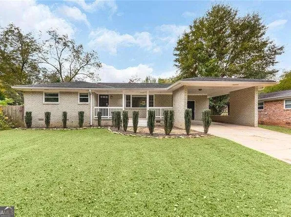 3225 Betty Cir, Decatur, GA 30032