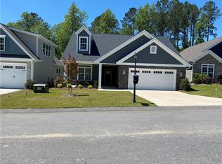 169 Glenwood Ct, Spring Lake, NC 28390
