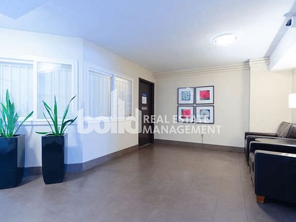 2nd image of 1330 Burrard St #615