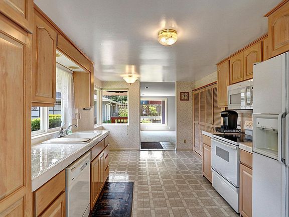 2nd image of 20303 Dayton Ave N
