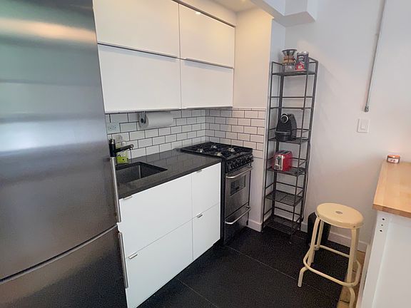 5th image of 350 E 62nd St APT 2N