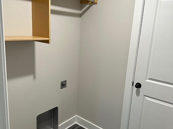 5th image of 5373 N Toben St