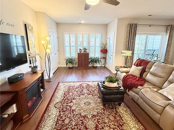 3rd image of 1003 Westwood Village Ln Suite 303