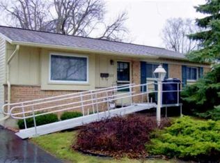 122 Renfrew Ave, Adrian, MI