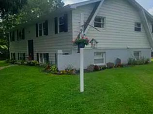 3 Davis Rd, Binghamton, NY 13901