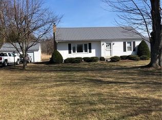 4227 Freeman Rd, Middleport, NY 14105