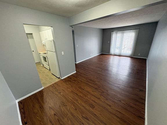 4th image of 1905 G St #12