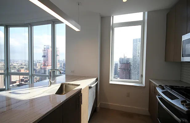 Rented by Red Apple Group | media 23