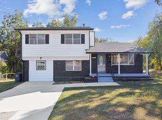 5321 S 32nd West Pl, Tulsa, OK 74107