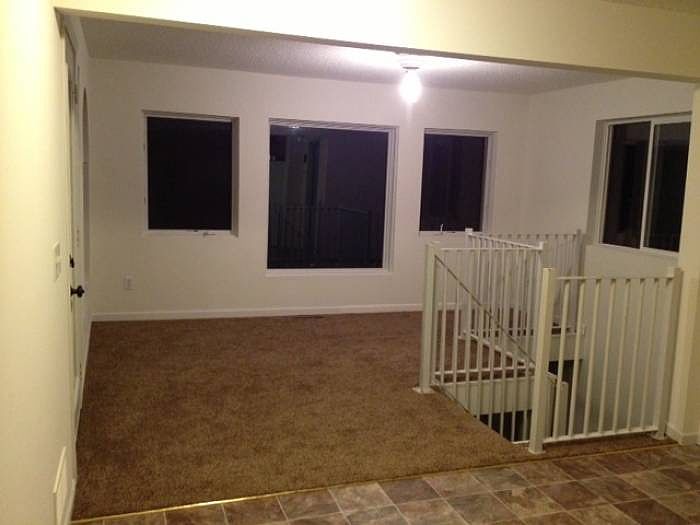 Living room, Lake View