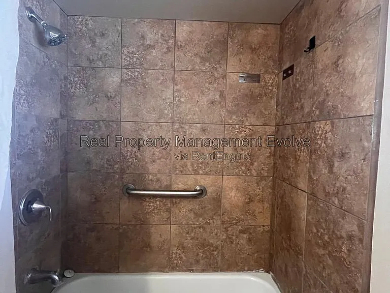 12076 N Pebble Beach Dr — Photo 12