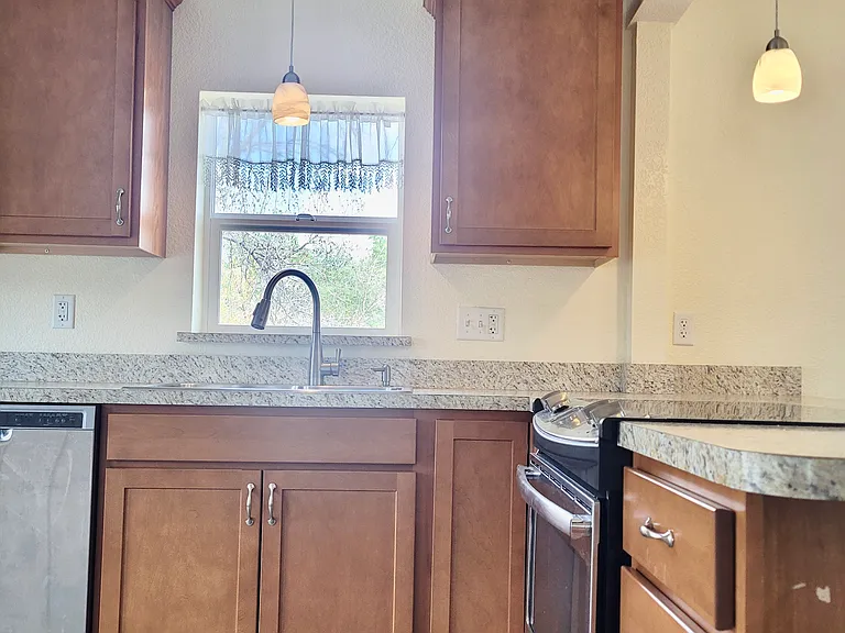 1527 W Colorado Ave #201 — Photo 6