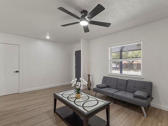 5th image of 311 Arthur Dr