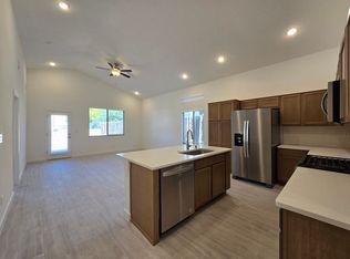 4038 Fairly Rd, Santa Fe, NM 87507