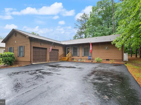 507 Lakeview Pkwy, Locust Grove, VA 22508